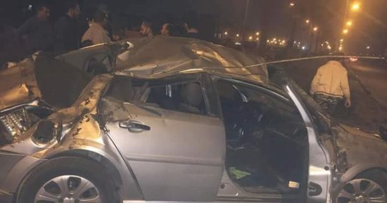 اضبط مخالفة.. طريق الميناء دمياط الجديدة يهدد الأرواح بسبب مخلفات الشاحنات