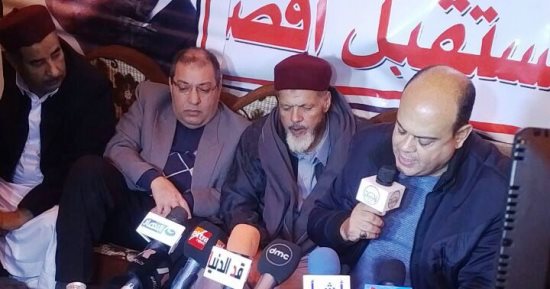 محافظ مطروح: صرف جميع التعويضات بشكل عادل لأهالى النجيلة بمنطقة ميناء جرجوب