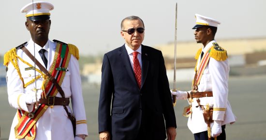 تركيا تعيد بناء ميناء سودانى وتبنى حوضا بحريا جديدا