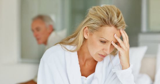 تعرفى على أبرز 5 حلول طبيعية لتخفف أعراض سن اليأس