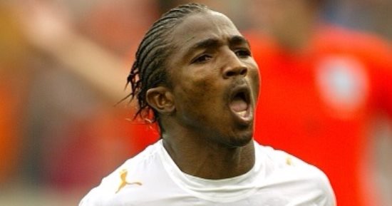 جول مورنينج.. بكارى كونيه يمزق شباك هولندا بقذيفة صاروخية في مونديال 2006