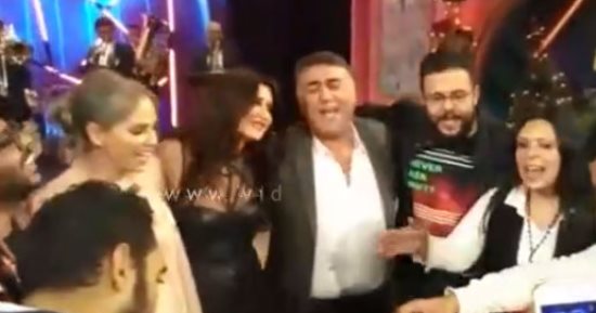 شاهد احتفال غادة عادل بعيد ميلادها بصحبة شيرين رضا وتامر حبيب