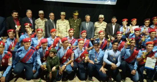 التربية العسكرية بدمياط تكرم الطلاب المتميزين