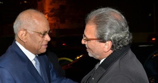 رئيس البرلمان وعمر مروان والكينج والنمنم فى عزاء شقيقة خالد يوسف.. صور