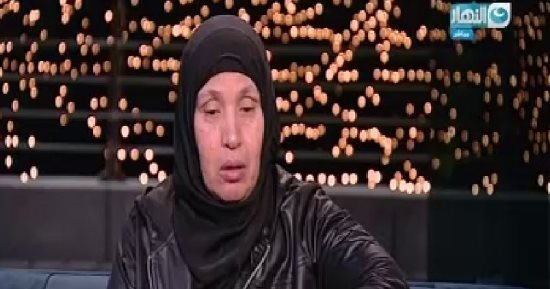 والدة الشهيد وائل كمال: نفذ قرار نقله لسيناء يوم استشهاد البطل أحمد المنسى
