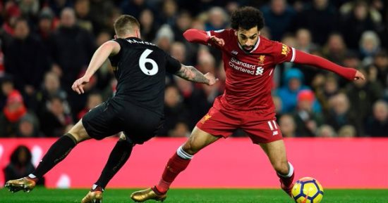 صحيفة "ميرور": عدم تهديف محمد صلاح لا يُقلق جماهير ليفربول 