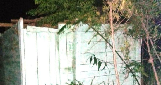 عامل يغتصب الفتاة ويهددها بالقتل لعدم فضحه.. لم يتورع من اغتصابها داخل المصلى دون خوف.. بطن الفتاة تكبر وتكشف الكارثة بالحمل فى الشهر الخامس.. الأسرة تتلقى عروضا للتنازل.. والأب يرفض ويطالب بالقصاص