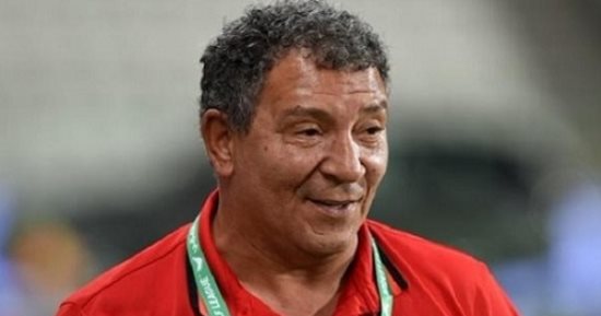 الأهلى يستفسر عن اعتزال الهولندى "تين كات"