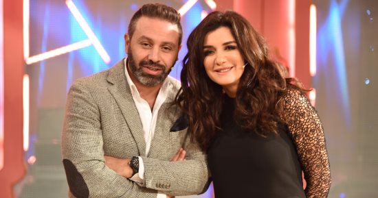 صور.. حازم إمام لغادة عادل: لاعب الكرة بدون جمهور يفقد أهميته