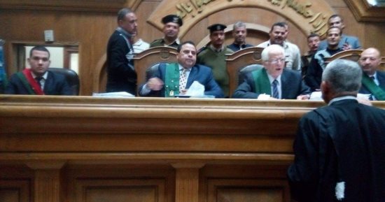 مد أجل الحكم على 4 متهمين بالتظاهر دون تصريح فى دار السلام لـ15 فبراير
