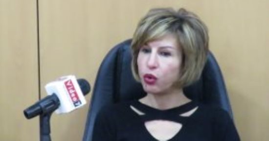التحقيق مع المتهمة بسرقة مبلغ مالى من فيلا أمينة شلباية