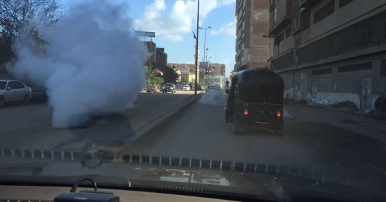صور.. اضبط مخالفة.. استمرار تصاعد أبخرة الأصباغ بالمحلة