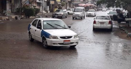 10 خطوات تجنبك الحوادث بسبب الأمطار.. أبرزها استخدام المساحات لوضوح الرؤية