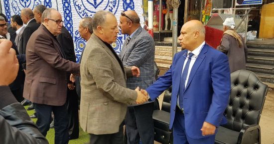 صور.. أبو ريدة يقدم واجب العزاء فى وفاة "حامد مهدى" لاعب دكرنس 