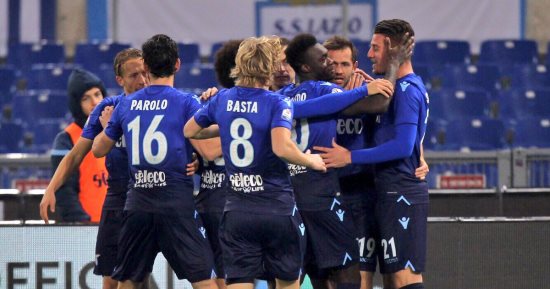فيديو.. لاتسيو يتأهل لنصف نهائى كأس إيطاليا على حساب فيورنتينا