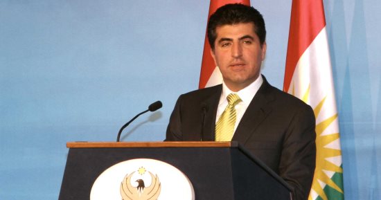  صور.. رئيس حكومة كردستان يدلى بصوته فى الانتخابات التشريعية بالعراق
