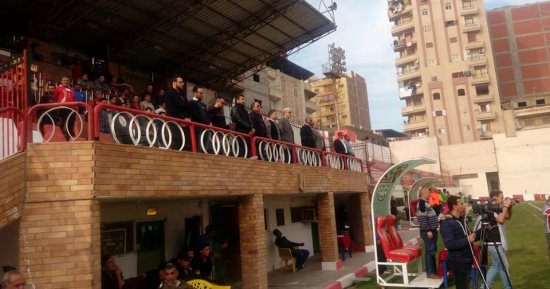 صور.. دقيقة حداد على لاعب دكرنس قبل مباريات المجموعة الثالثة بالقسم الثانى