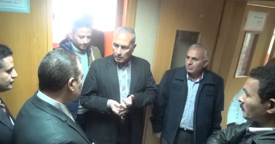 صور.. محافظ السويس يتفقد مرفق الإسعاف ومركز الفيروسات الكبدية