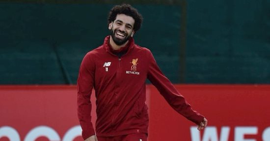 صور.. محمد صلاح يستعد مع ليفربول لمواجهة ليستر فى الدورى الإنجليزى