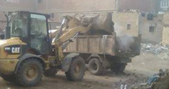 رفع 60 طن قمامة ونواتج تطهير فى حملة مكبرة بالمنوفية