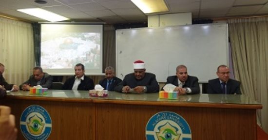 عباس شومان: تذليل كافة العقبات لدعم مستشفى طب الأزهر بأسيوط