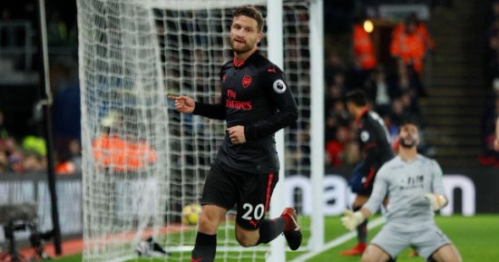أرسنال يعلن غياب موستافي ضد تشيلسي فى نهائى كأس الاتحاد بسبب الإصابة