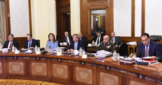بدء اجتماع الحكومة الأسبوعى برئاسة القائم بأعمال رئيس الوزراء لبحث الملفات الاقتصادية .. صور