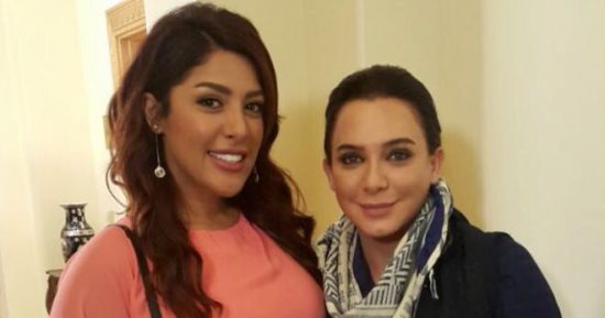 صور.. نرمين ماهر تكشف كواليسها مع سلاف فواخرجى فى "خط ساخن"