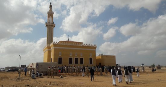  إمام مسجد الميناء بالغردقة يلقى خطبة الجمعة فى حلايب بحضور وزير الأوقاف 