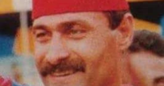 شاهد.. حارس الأهلى الراحل ثابت البطل بـ"الطربوش"