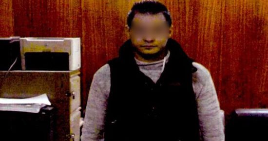 القبض على عاطل بتهمة فرض إتاوات على السائقين بموقف الزاوية الحمراء