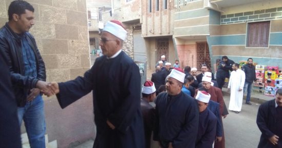 وفد أزهرى يقدم واجب العزاء فى شهيد سيناء العقيد الكفراوى (صور)