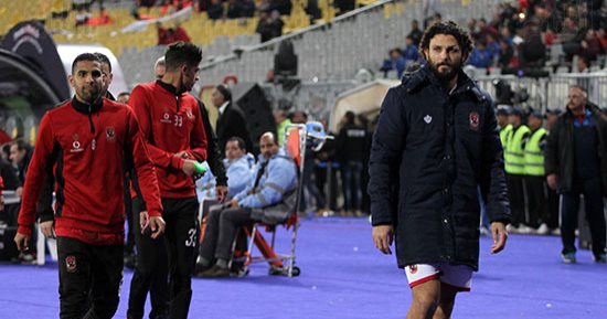 حسام غالى يتدخل لإقناع عبد الله السعيد بالتجديد للأهلى