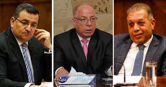 هل ينتصر "النمنم" على البرلمان؟.. لجنة الإعلام تصف تغيبه عن الاجتماعات بـ"الاستخفاف".. أسامة هيكل فى رسالة غاضبة لوزير الثقافة: "مش هنعديها.. إحنا ما بنهزرش".. ونائب يستقيل من اللجنة ويشترط حضوره واعتذاره