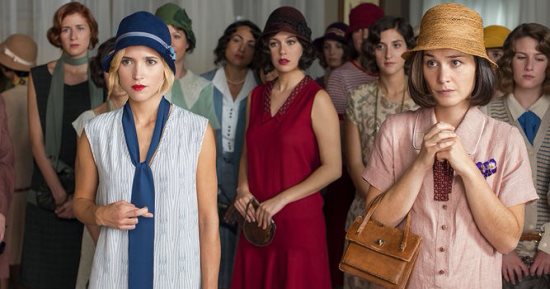عرض مسلسل الدراما التاريخى Cable Girls 