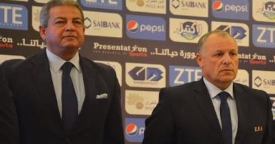 دعوة وزير الشباب والرياضة لحضور السوبر المصرى بالإمارات