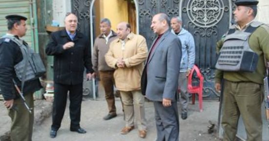 رئيس مدينة مطاى يتابع تأمين الكنائس بالمنيا