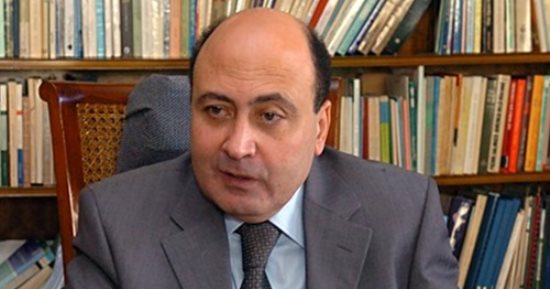 أسامة سرايا عن إبراهيم نافع: ظاهرة صحفية وإعلامية فريدة