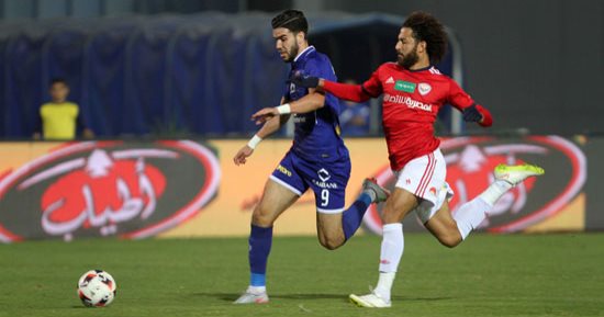 فيديو و صور.. أزارو يرفض هدية سليمان ويهدر أول فرص الأهلى أمام النصر
