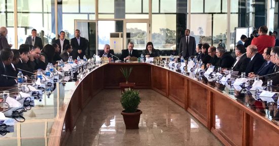 وزير التجارة والصناعة: ضخ 150 مليون جنيه لتطوير منطقتى "هو وقفط" بقنا
