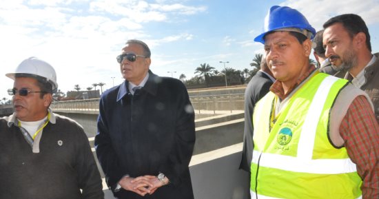 محافظ الجيزة يتفقد محطة مياه الحوامدية