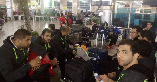 صور.. بعثة منتخب اليد تصل مطار القاهرة استعدادا للسفر إلى فرنسا