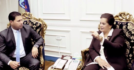 محافظ البحيرة لـ"اليوم السابع": مشروعات قومية بـ16 مليار جنيه.. والانتهاء من 95% من المخططات التفصيلية للمدن والقرى.. ناديه عبده: تشغيل 1000 معاق فى 2018.. وتعيين 20 سيدة بمناصب قيادية فى عام المرأة
