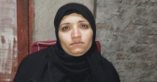 "يا الدفع يالحبس".. زوجة بالشرقية مهددة بالسجن لتعثر حال زوجها وتراكم الديون