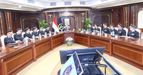 وزير الداخلية : رفع الحالة الأمنية للدرجة القصوى خلال احتفالات عيد الميلاد
