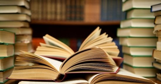 قبل ما تروح معرض الكتاب.. اعرف إيه حساسية الكتب والورق وإزاى تتعامل معاها