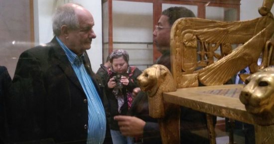 نائب وزير الخارجية اليونانى يزور المتحف المصرى ضمن جولته بالقاهرة