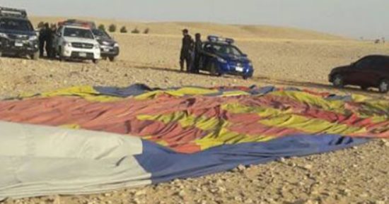 رئيس سلطة الطيران المدنى: حادث الأقصر عارض.. ورحلات البالون مستمرة