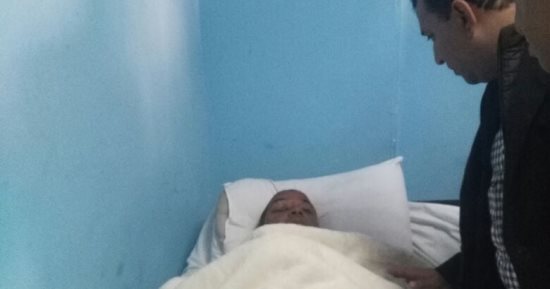 صور.. محافظ الأقصر يتابع خروج 8 مصابين وعلاج 7 آخرين بحادث البالون
