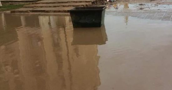  مياه الأمطار تغرق شوارع دمياط الجديدة